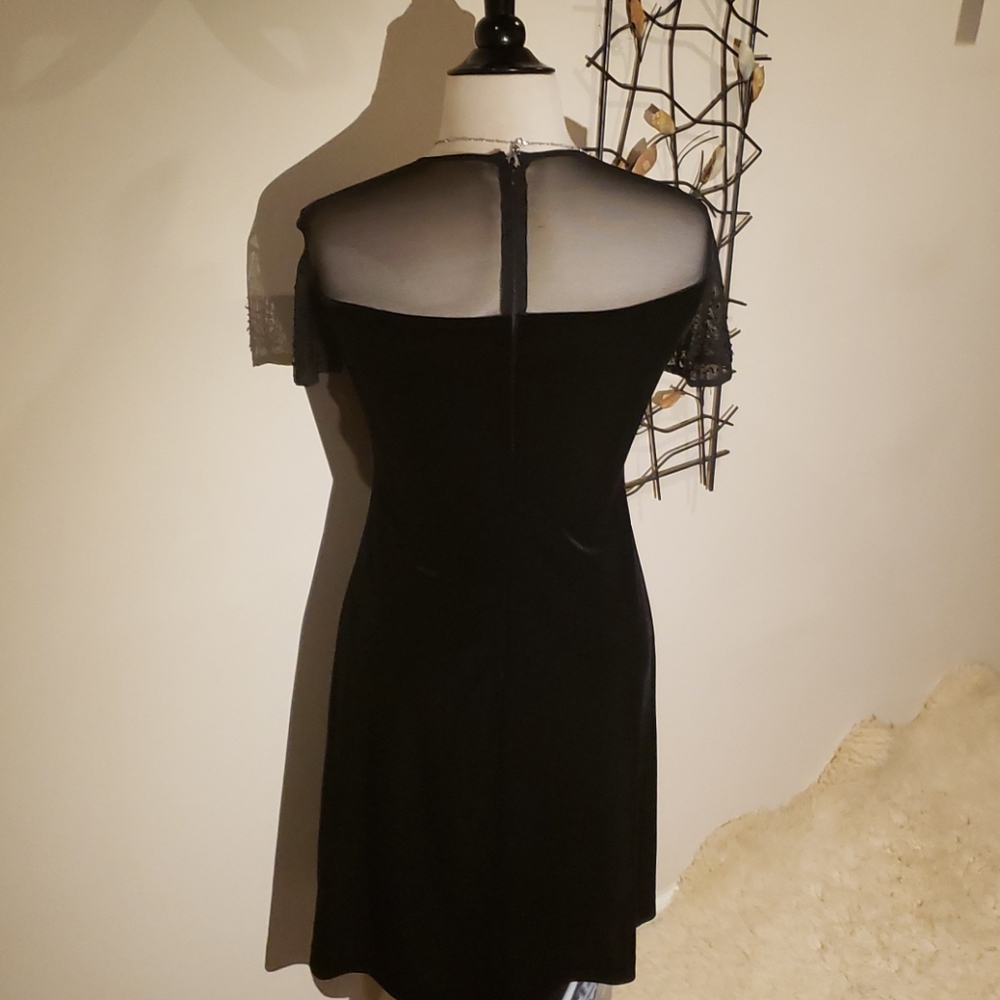 J.R.NITES DRESS - Picture 10 of 16